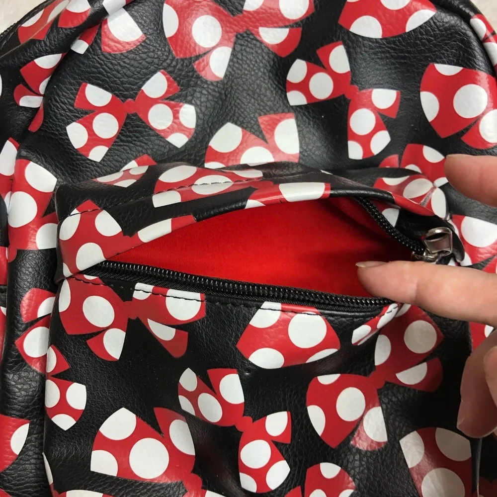 Disney Parks Minnie Mouse BOWS Backpack Bag Like New